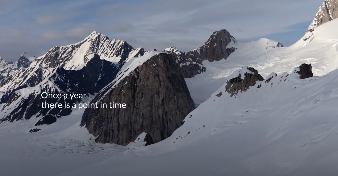 Hunter Douglas Silhouette® Shades 絲絡雅®柔紗簾 (絲柔百葉)